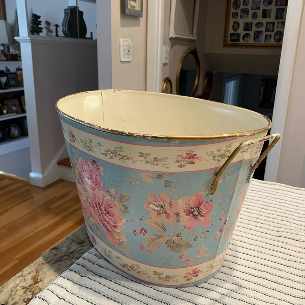 Vintage Metal Toleware Bucket with Handle Floral Pattern with gold Round